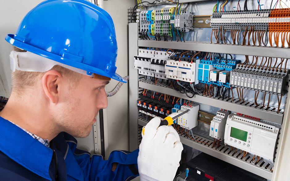 cherche électricien pas cher Paris 5